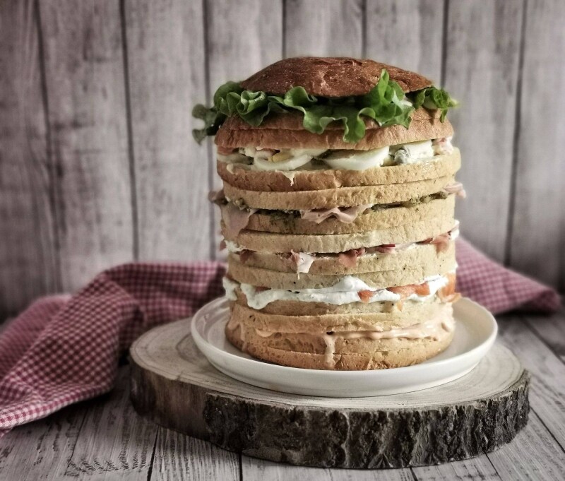 EINFACHER GASTRONOMISCHER PANETTONE