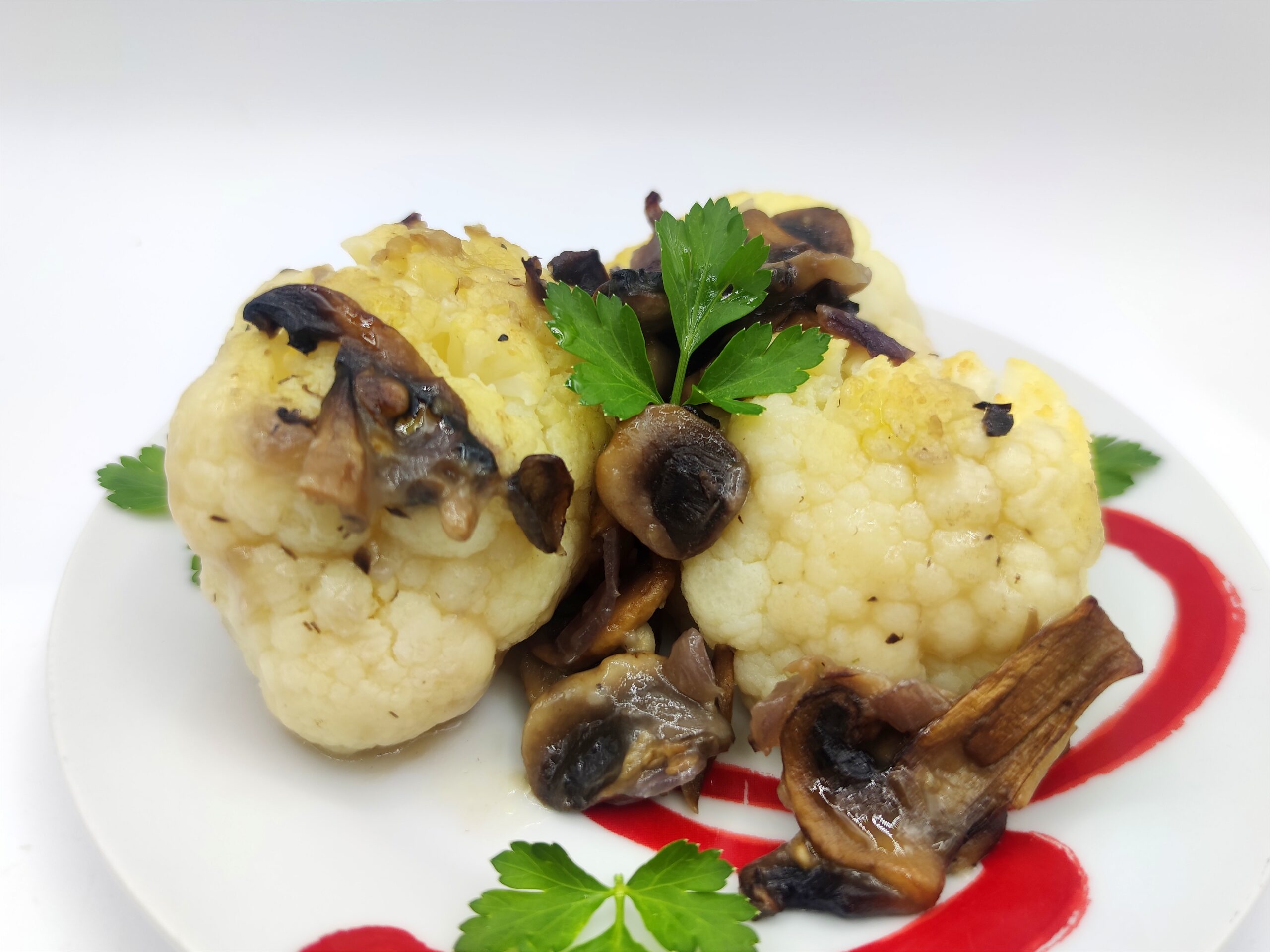 Gebackener Kohl und Pilze