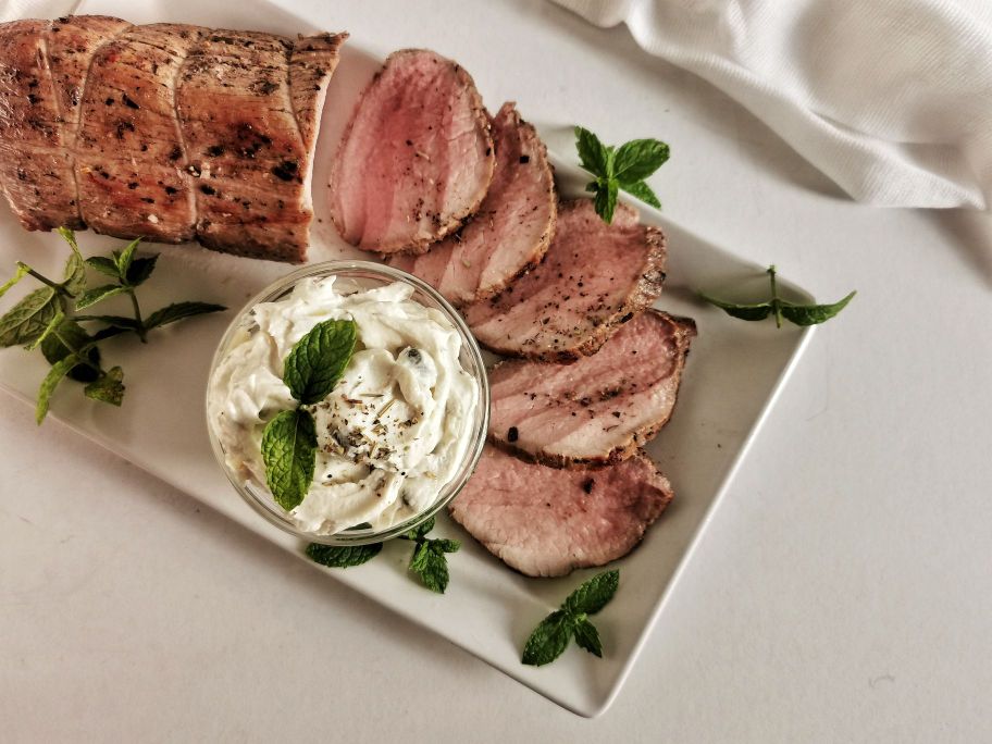 KALBSBRATEN MIT ROBIOLA-SAUCE