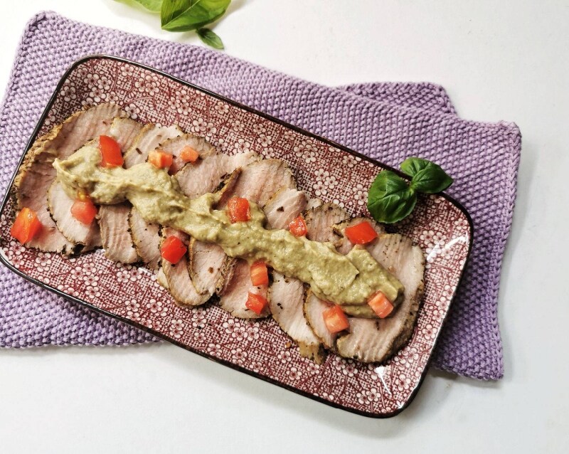 KALBSNUDEL MIT AUBERGINENSAUCE