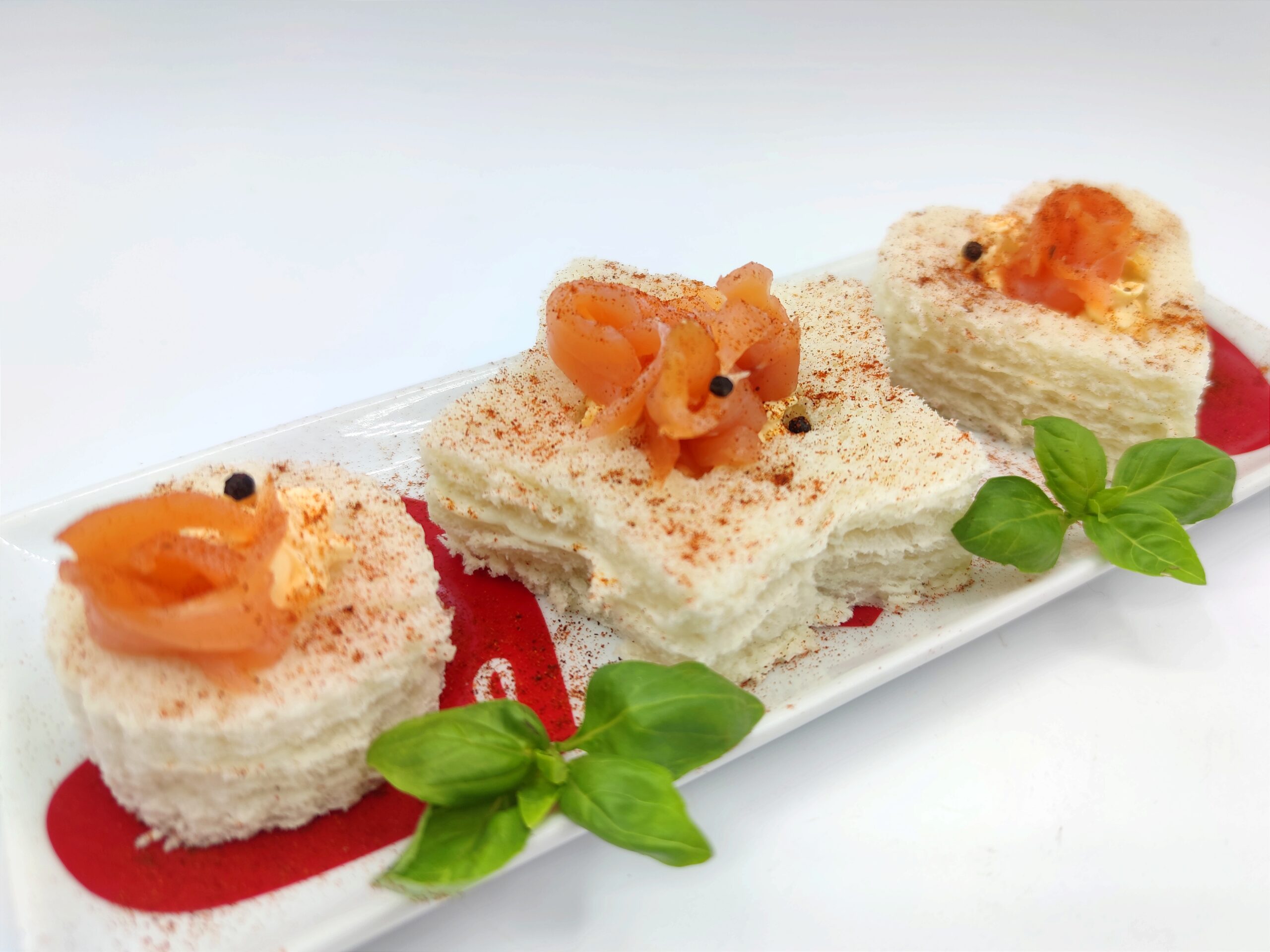Vol-au-vent mit Lachs ohne Kochen