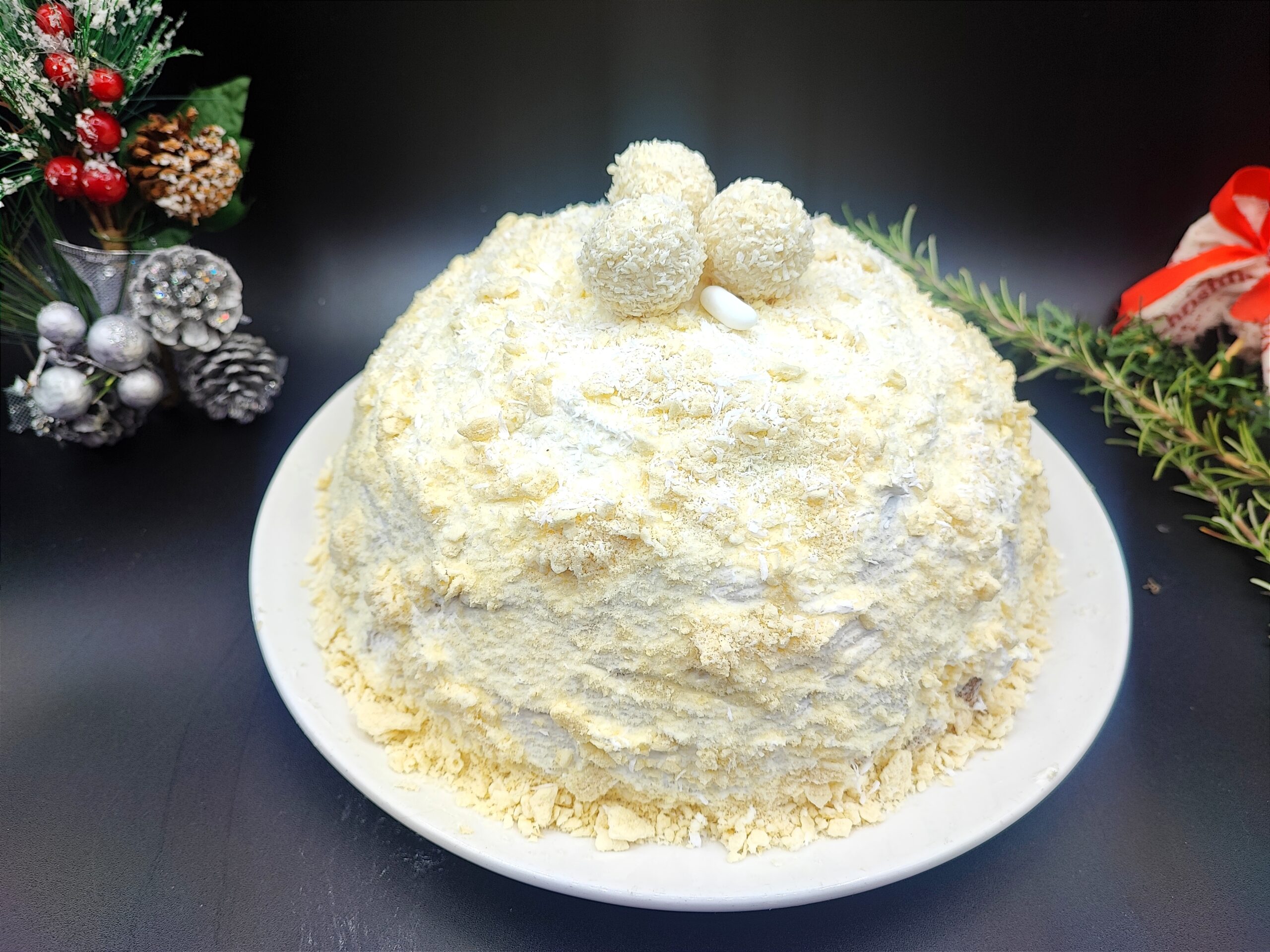 Raffaello-Zuccotto aus Pandoro ohne Backen