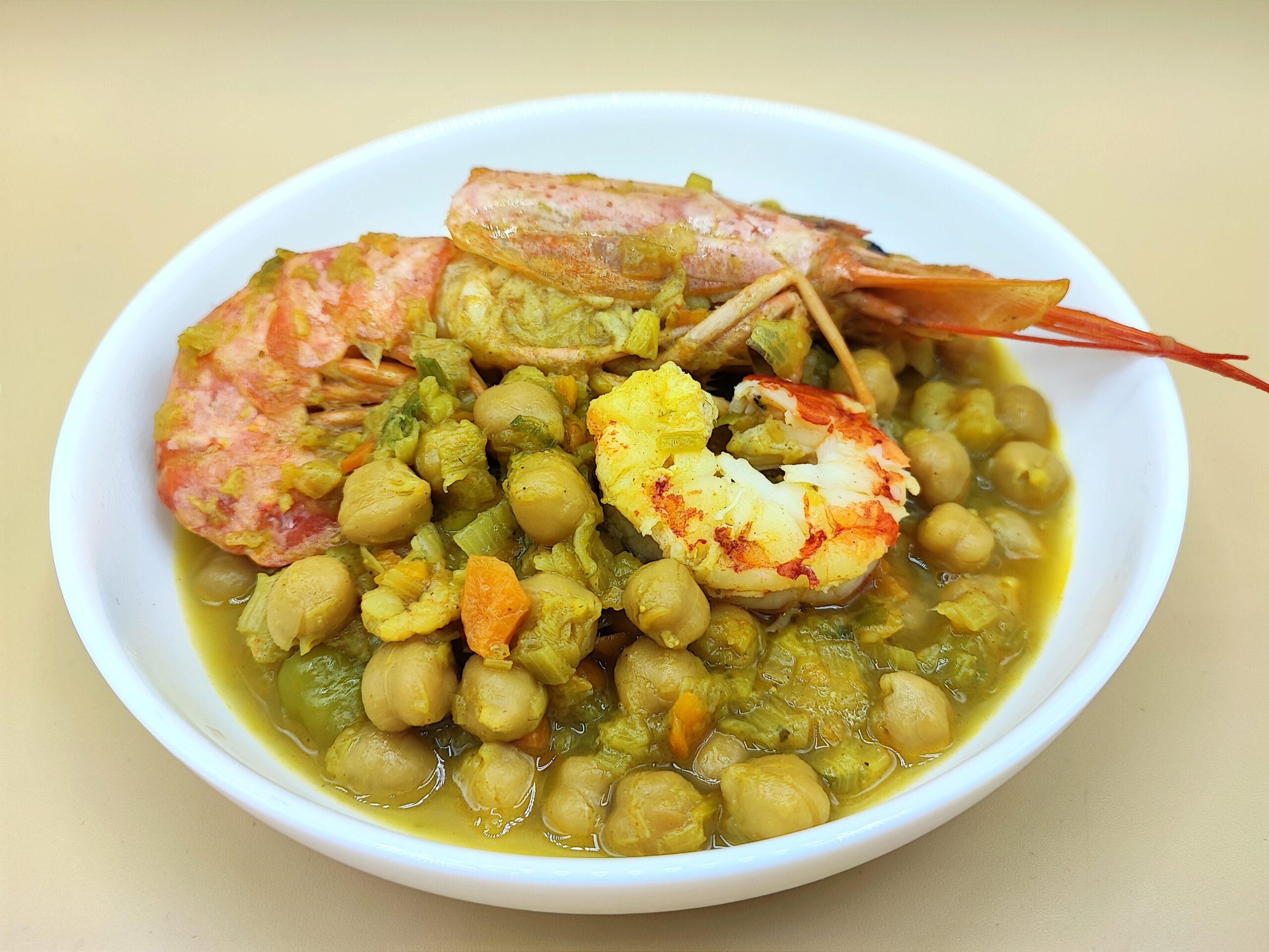 Kichererbsen-Curry mit Garnelen