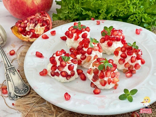 Käsebällchen und GRANATAPFEL