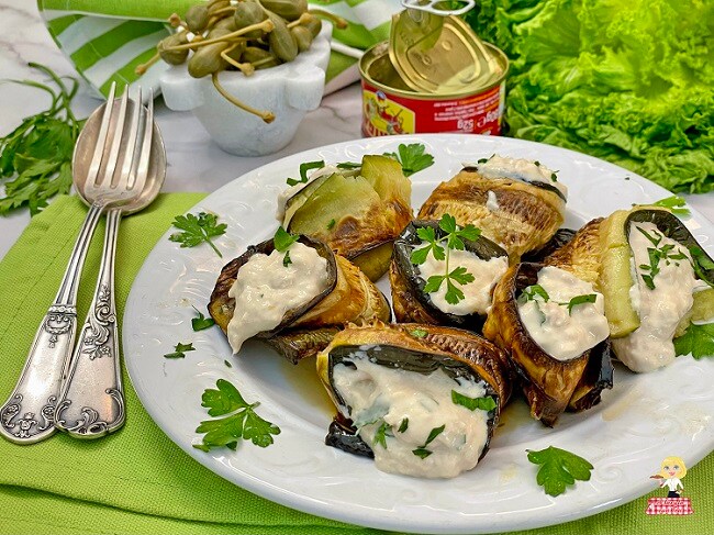Auberginenröllchen mit Thunfisch