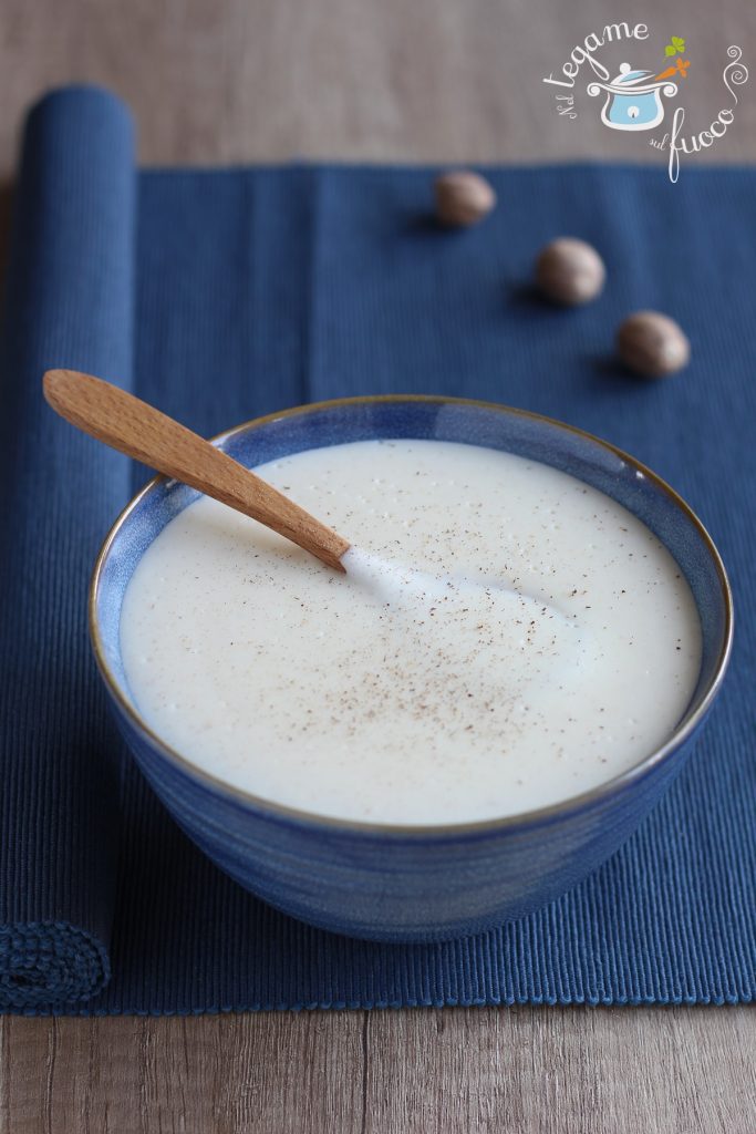 Rezept zum Kochen von Béchamelsauce in der Mikrowelle