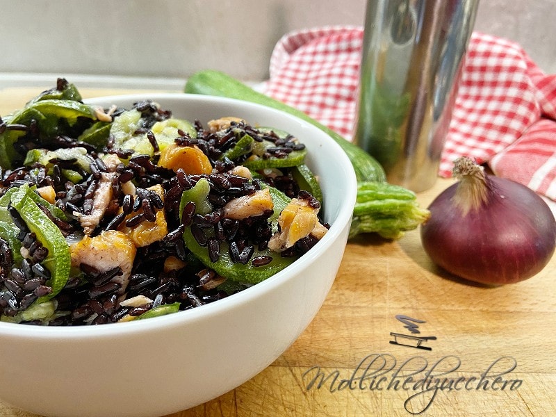 Venere Reis mit Lachs und Zucchini