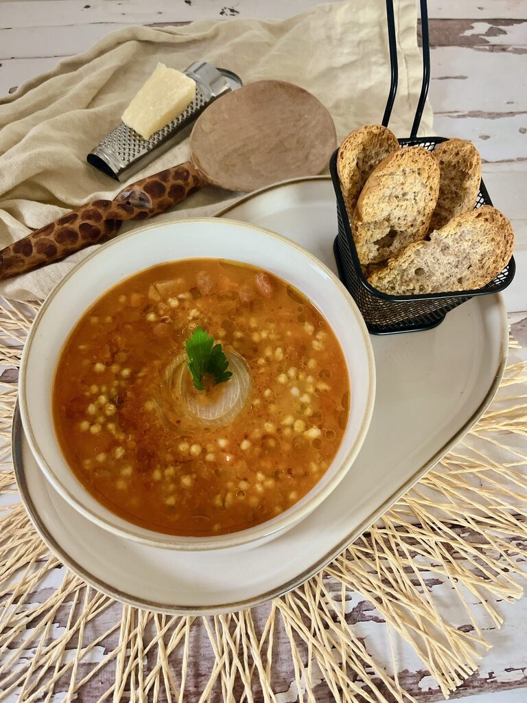 Quinoa- und Weizensuppe