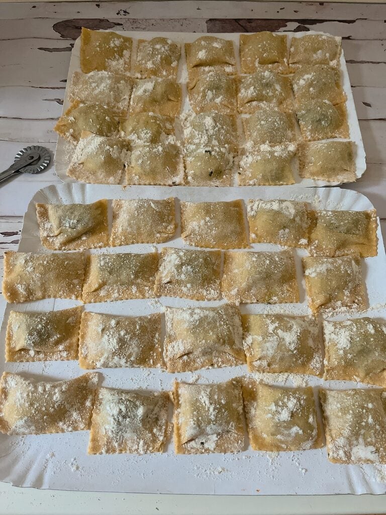 Ravioli mit Fleisch und Gemüse