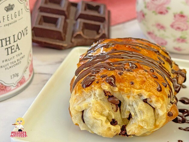 SCHNELLES REZEPT FÜR PAIN AU CHOCOLAT mit Fertigblätterteig