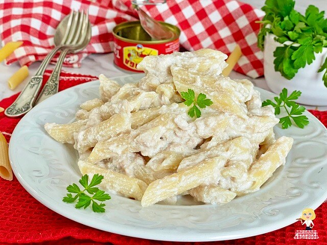 PASTA mit THUNFISCHSAUCE