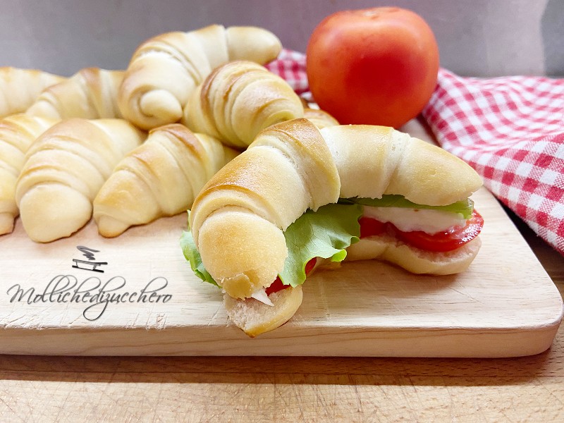 Superweiche Brioche-Hörnchen