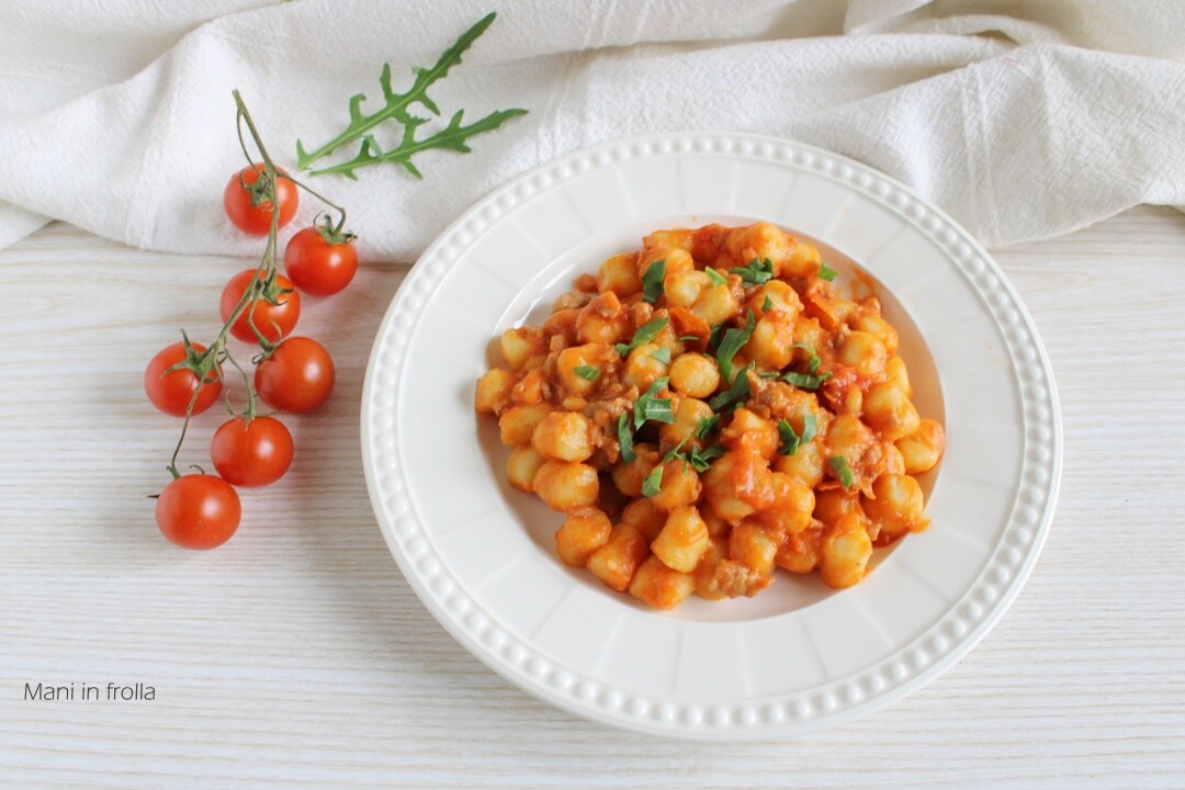 Gnocchetti mit Wurst und Kirschtomaten