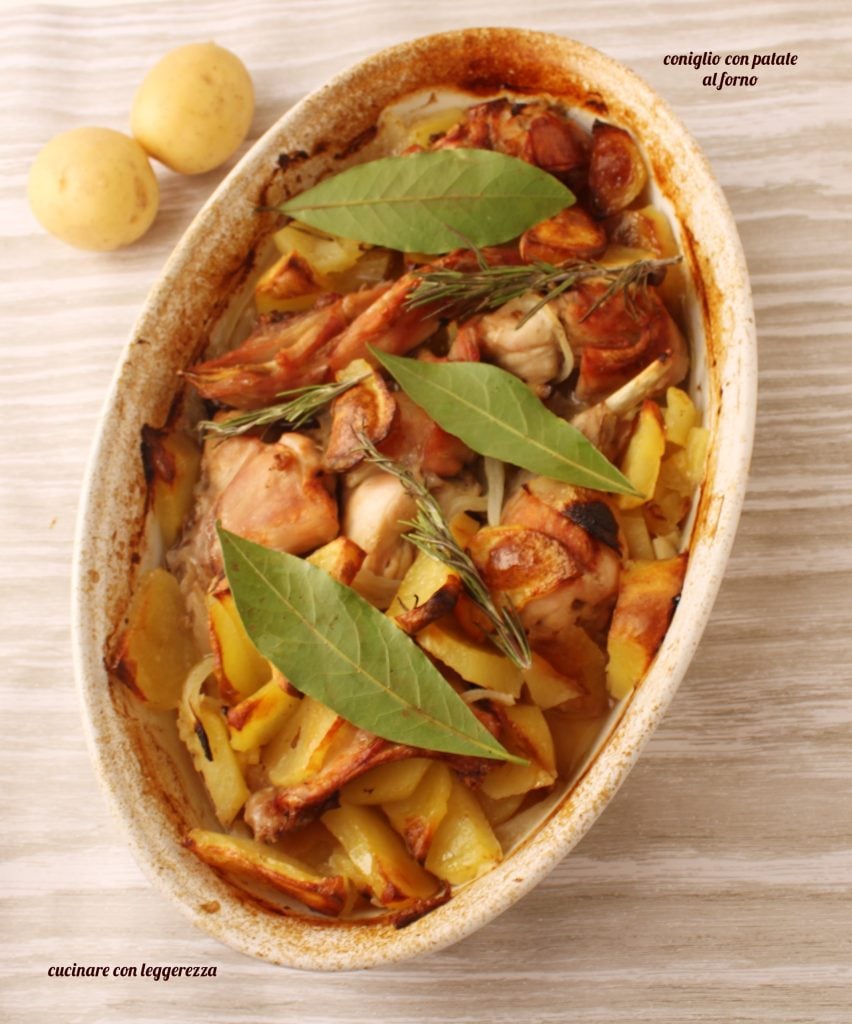 Kaninchen mit Ofenkartoffeln