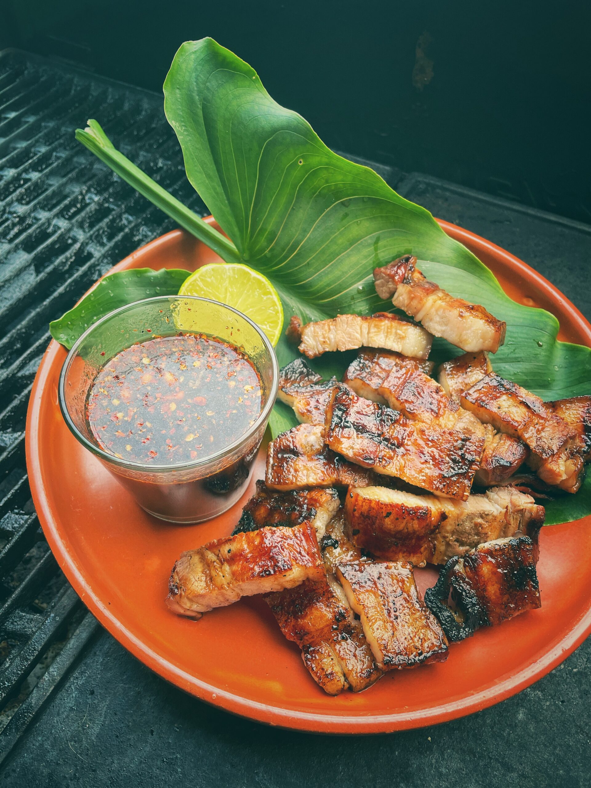 Inihaw na liempo, gegrillter philippinischer Speck