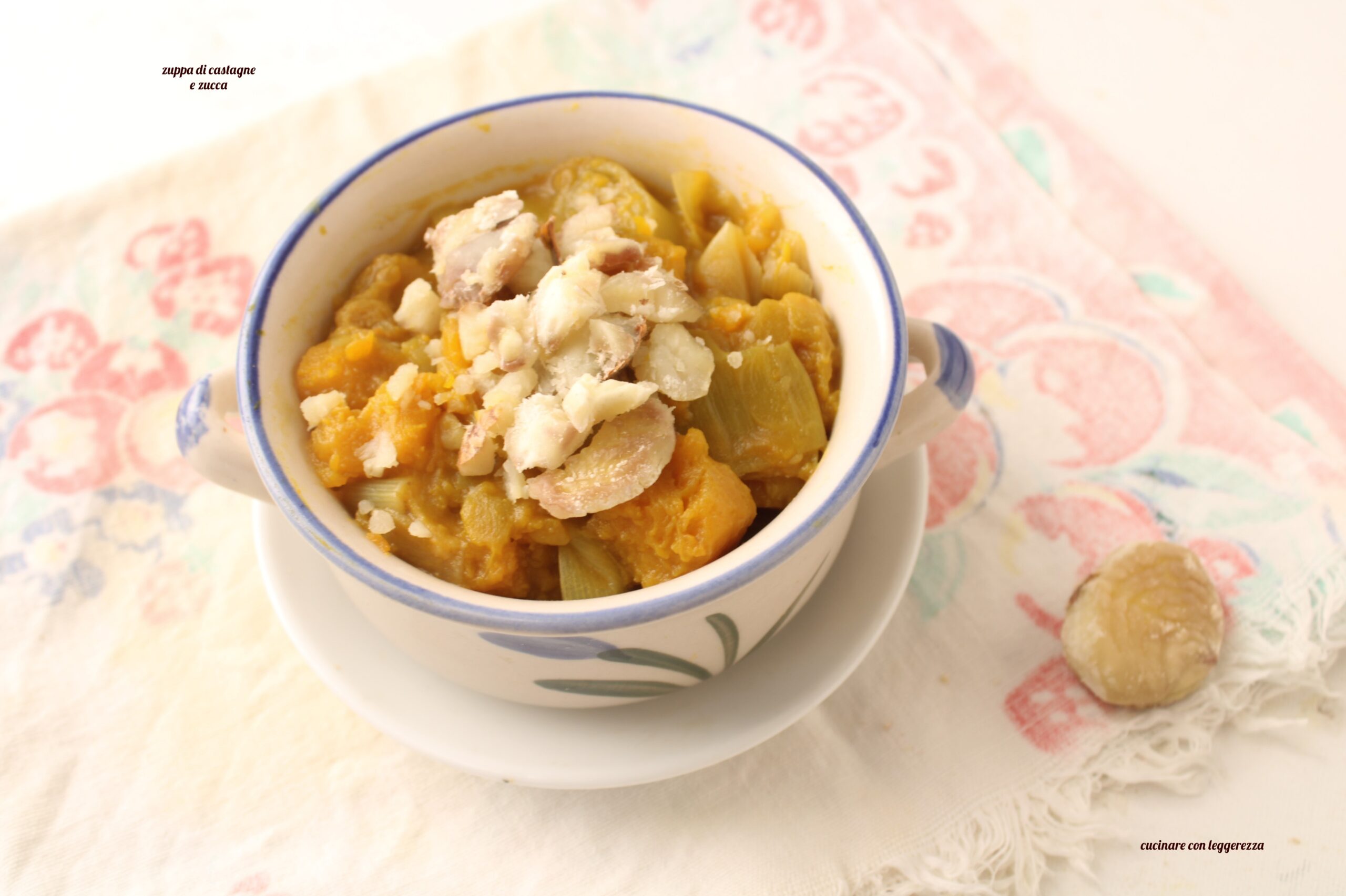 Kastanien- und Kürbissuppe