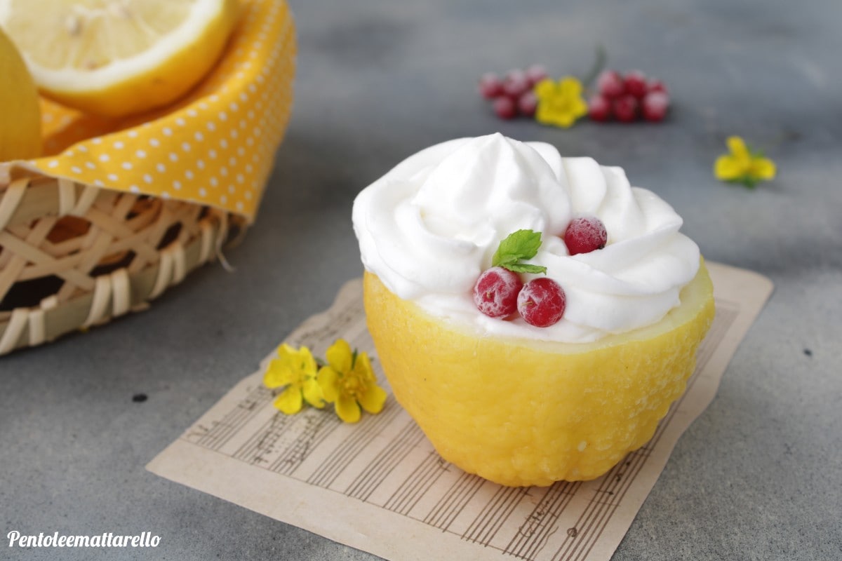 Zitronenmousse
