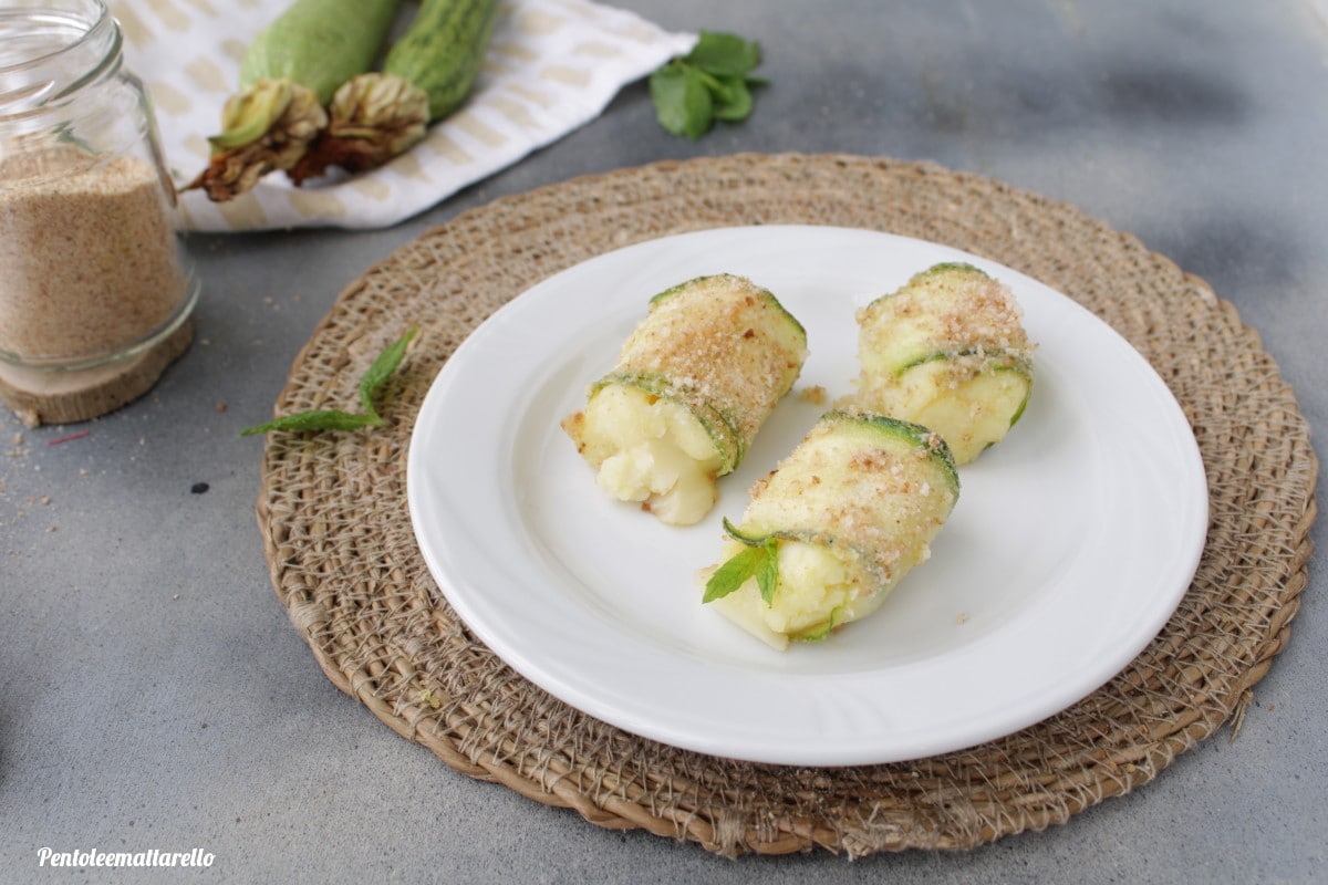 Zucchini-Rouladen mit Kartoffeln und Provola