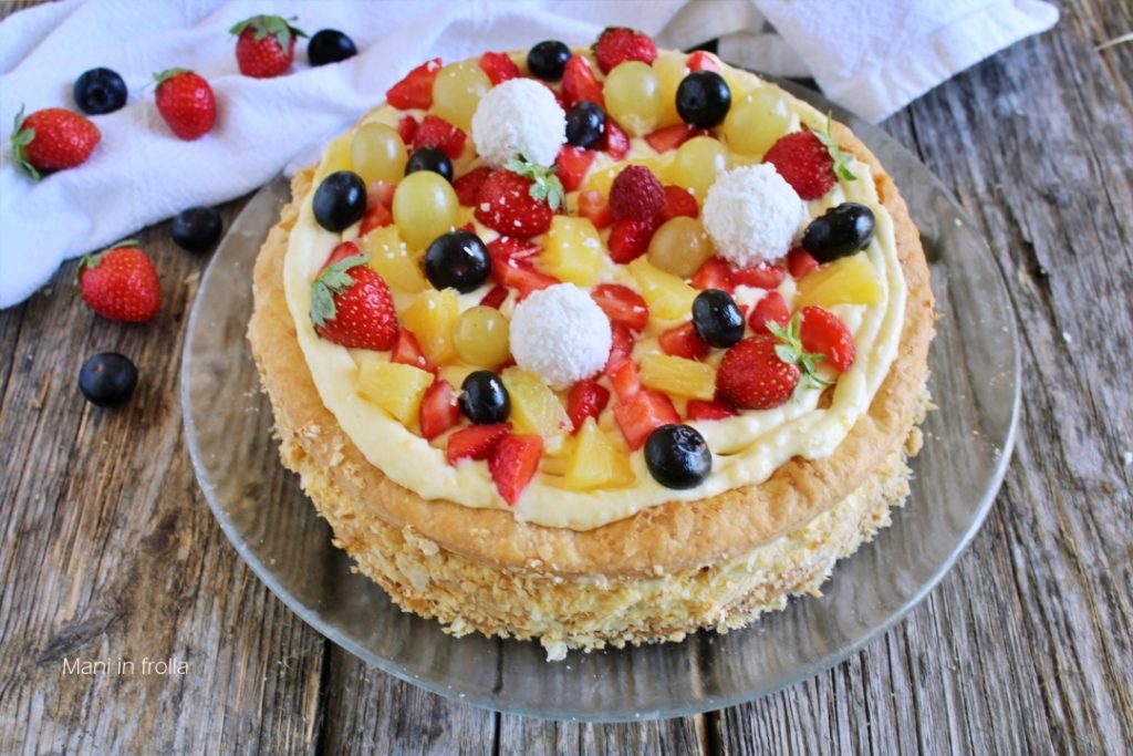 Blätterteigtorte mit frischem Obst