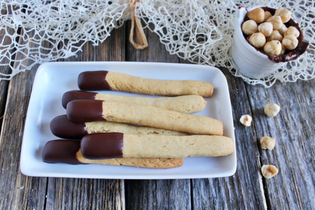Streichholzplätzchen mit Haselnussmürbeteig