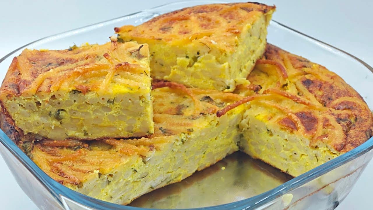 Salzige Bucatini-Torte