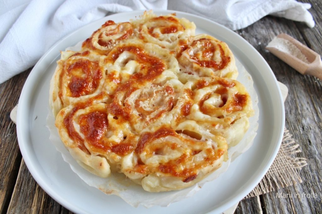 Pizzaschnecken mit Schinken und Käse