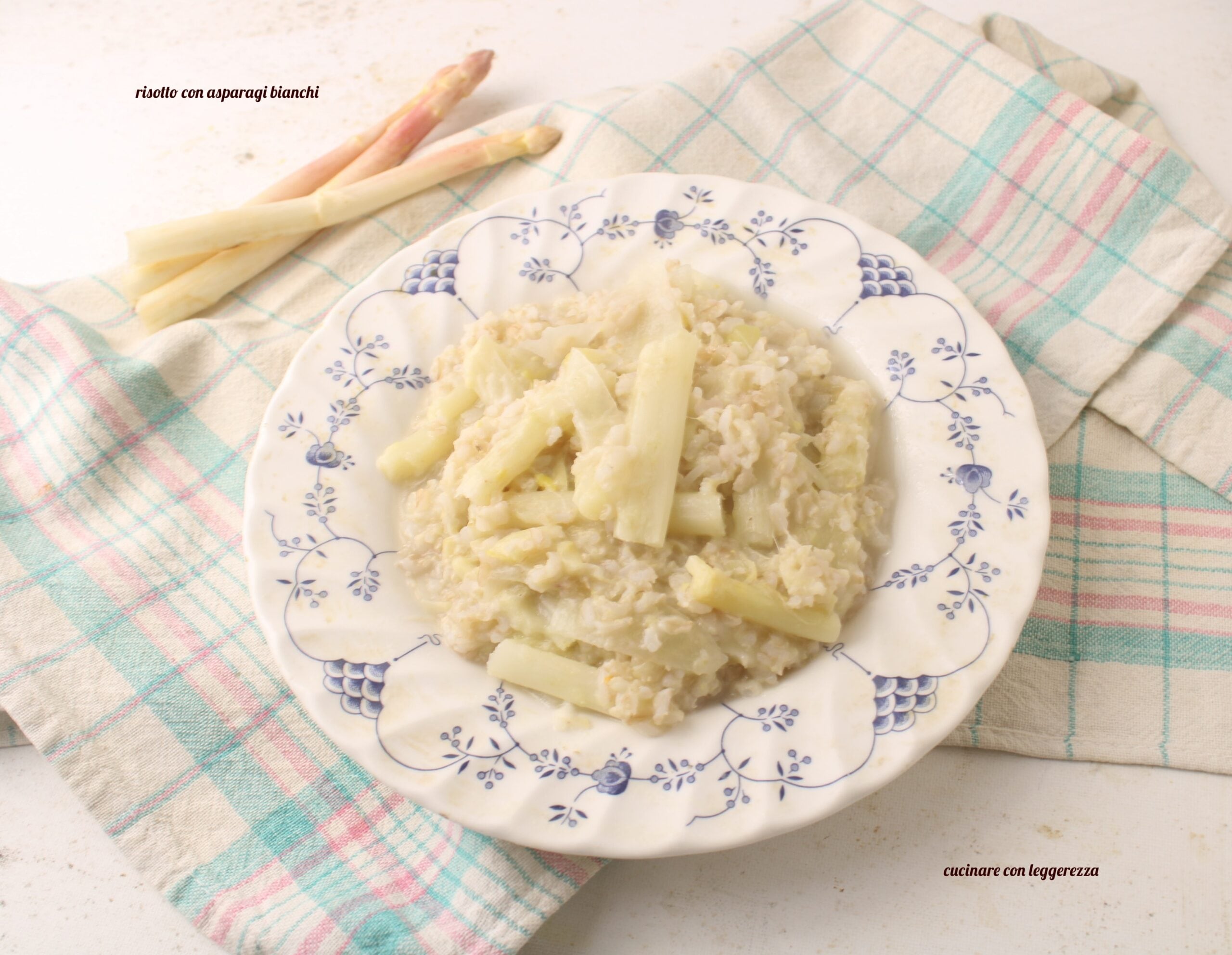 Risotto mit weißen Spargeln