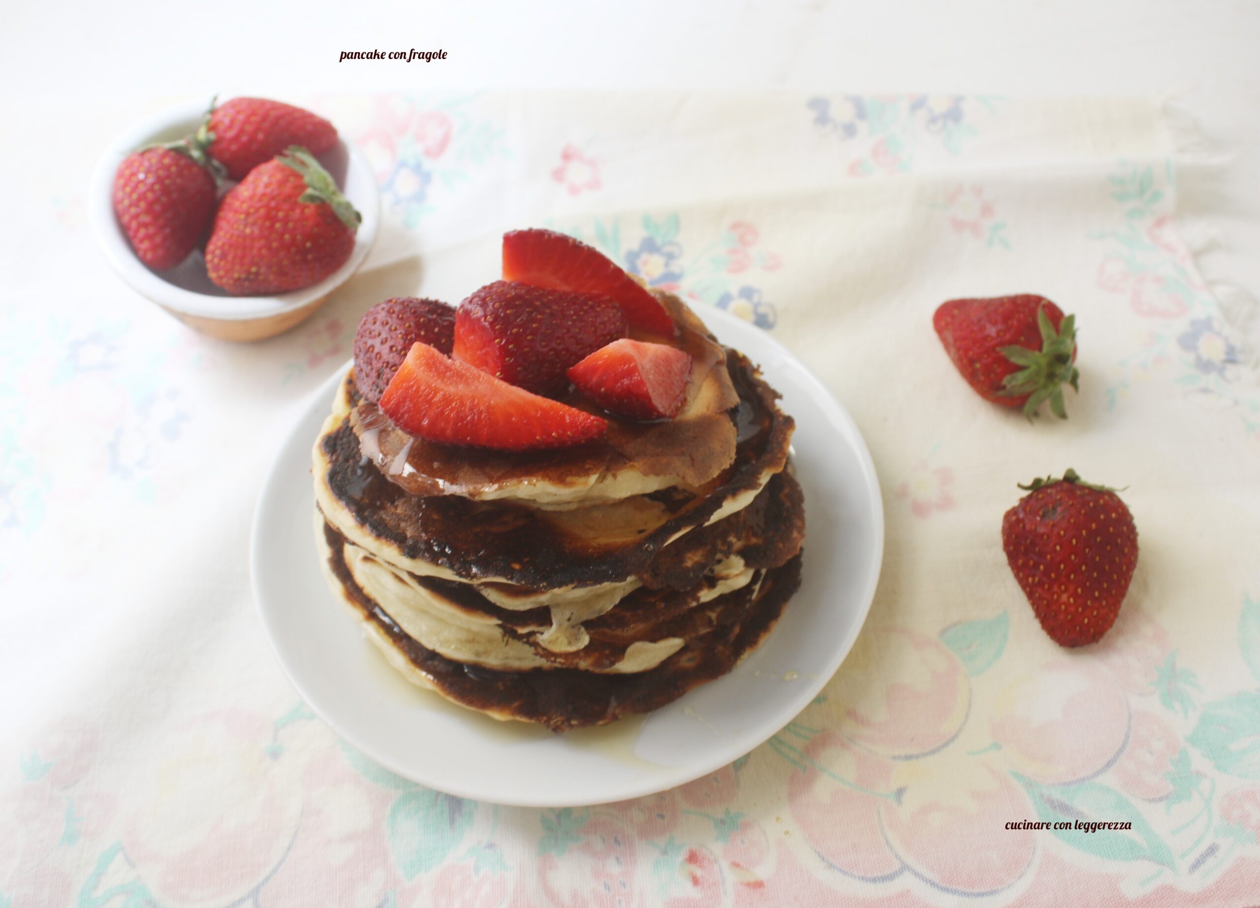 Pfannkuchen mit Erdbeeren