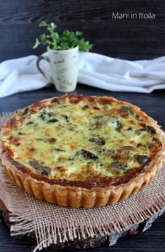 Herzhafter Kuchen mit Pilzen