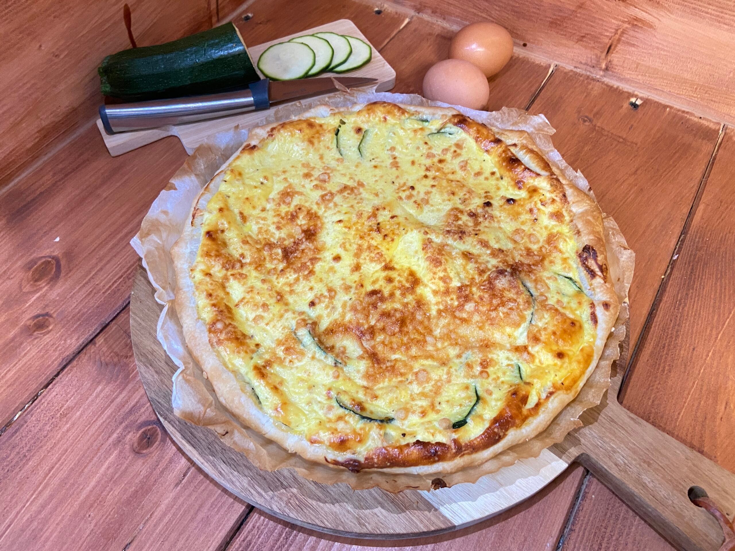 Herzhafte Tarte mit Ricotta und Zucchini