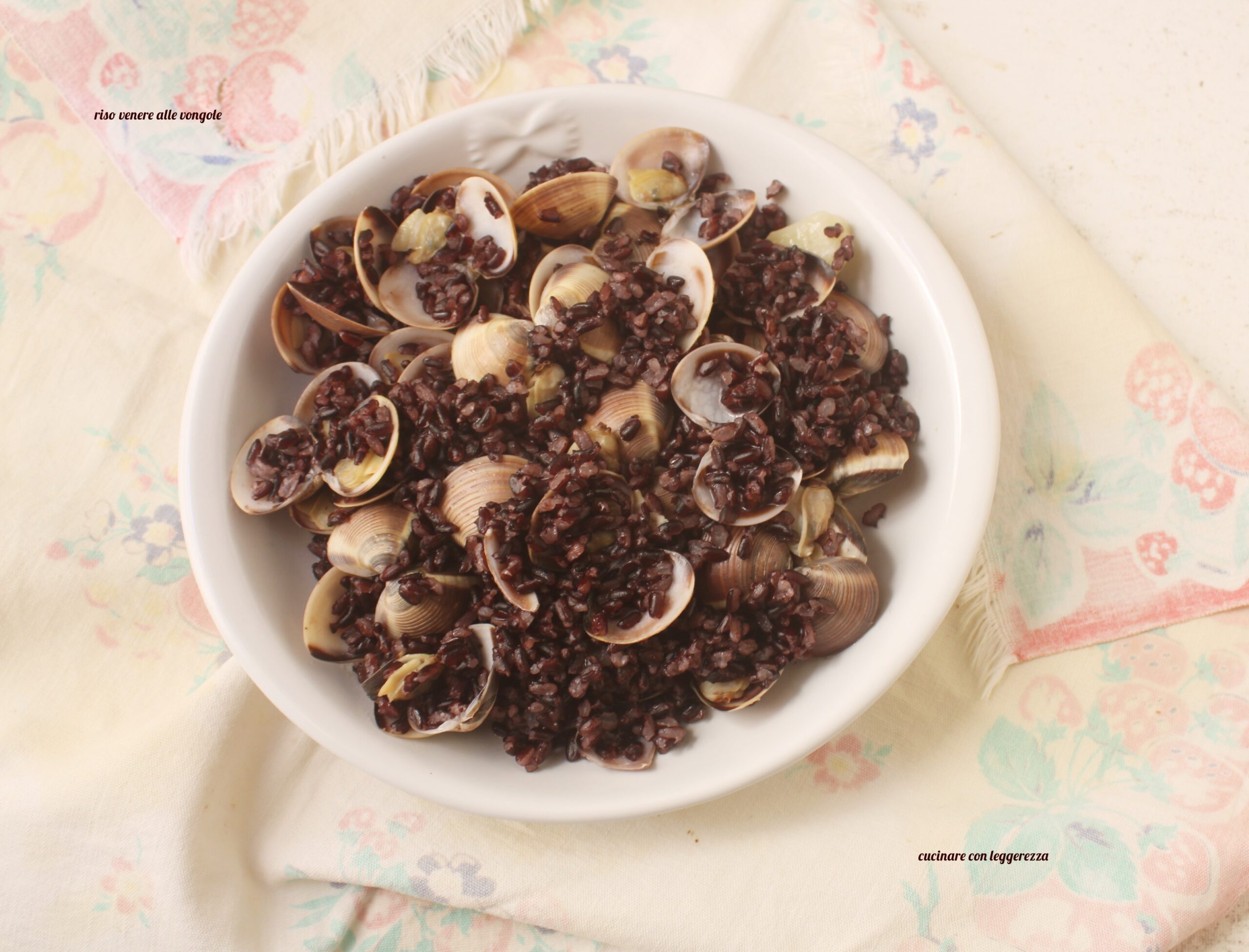 Venere-Reis mit Venusmuscheln