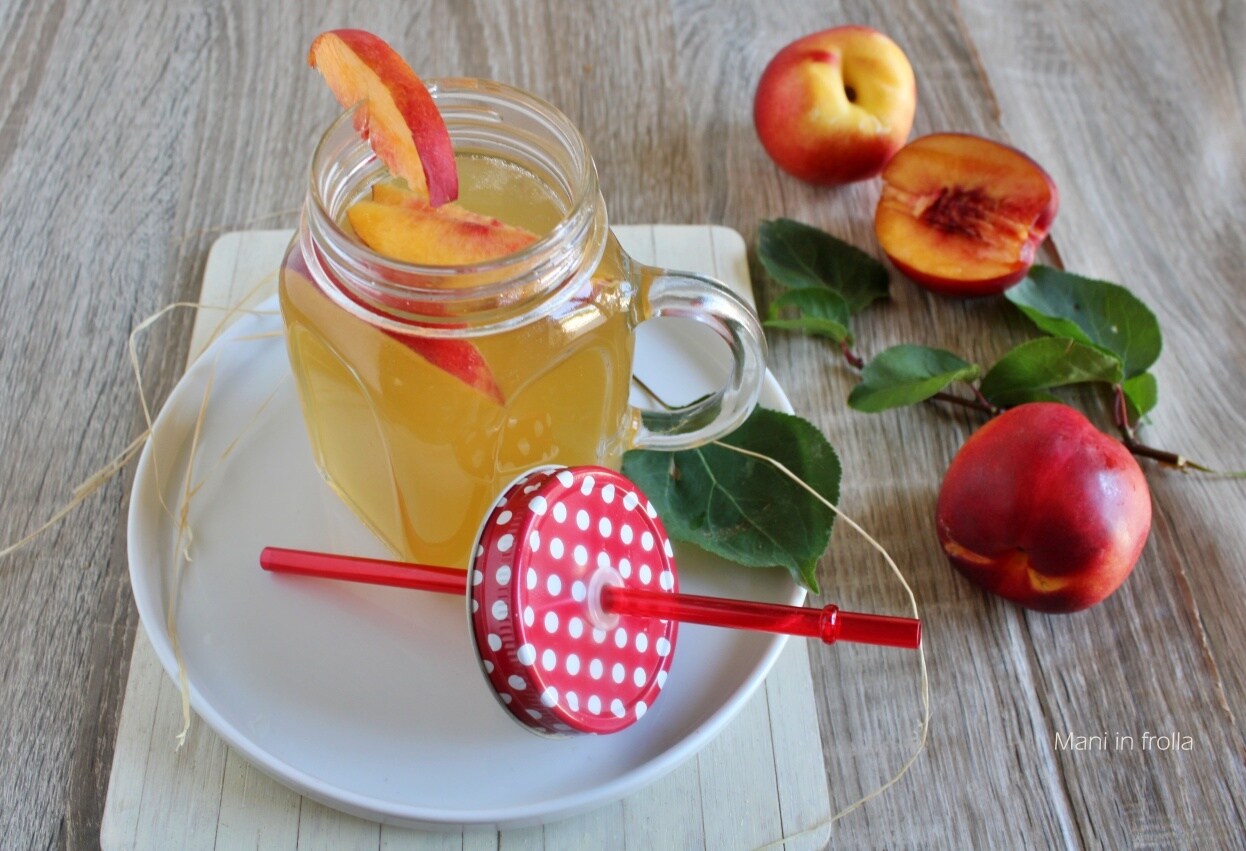 Pfirsich- und Mango-Eistee