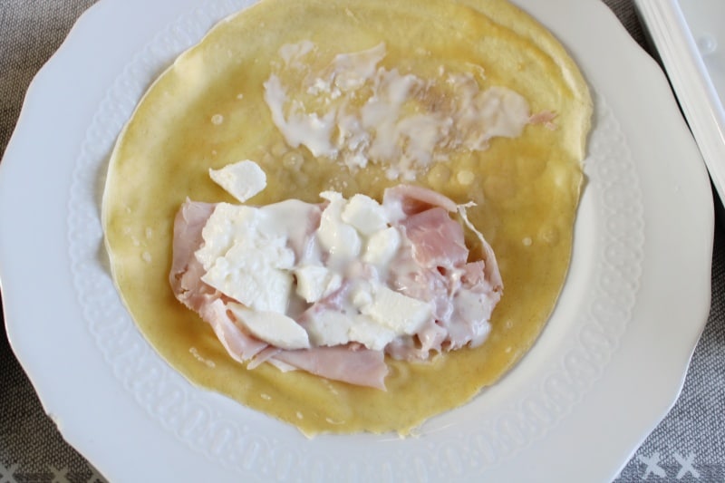 Pfannkuchen mit Schinken und Béchamel