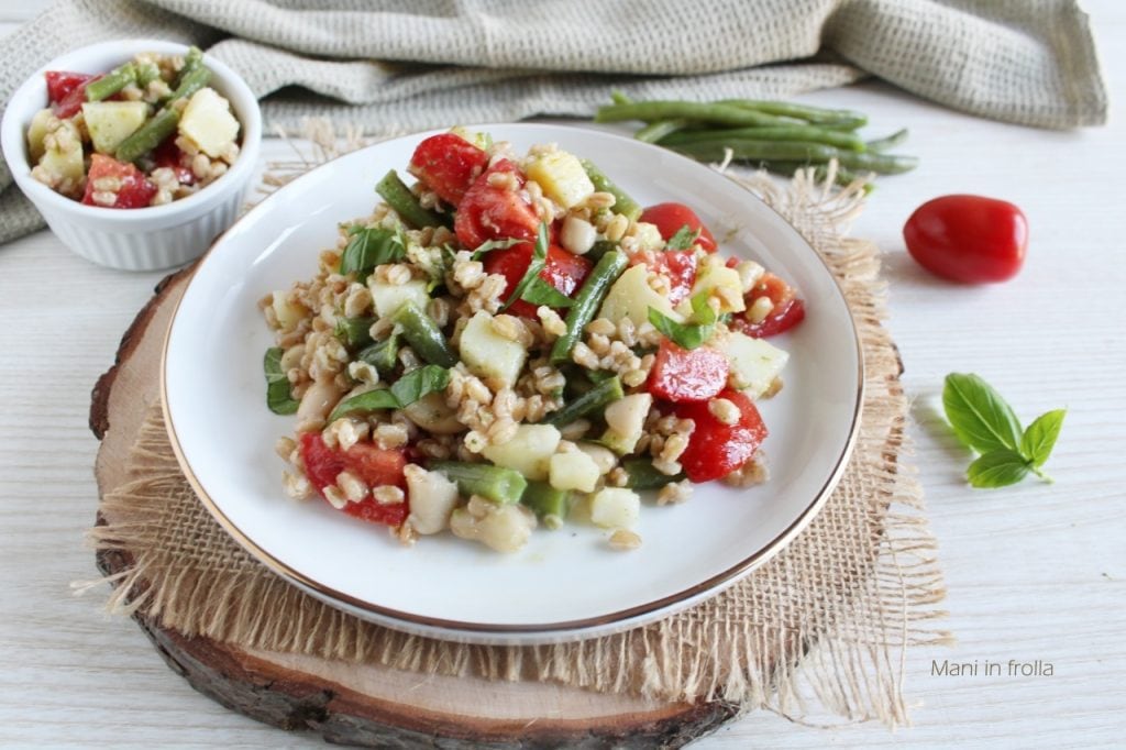 Dinkelsalat mit Gemüse und Pesto