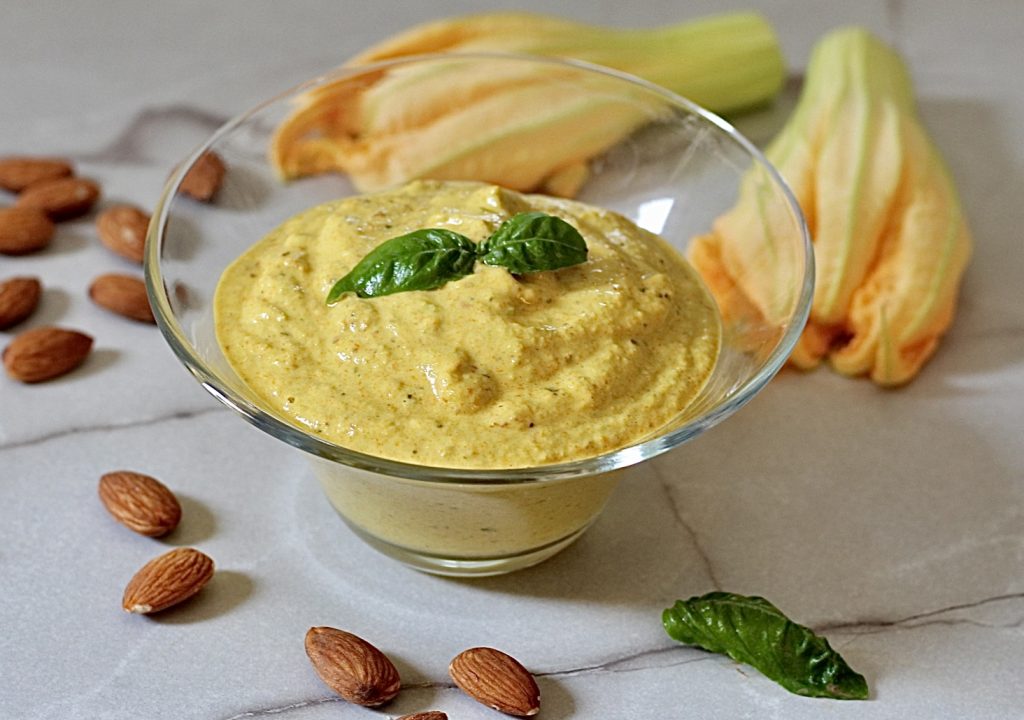 Zucchiniblütenpesto, du weißt nicht, was du verpasst!