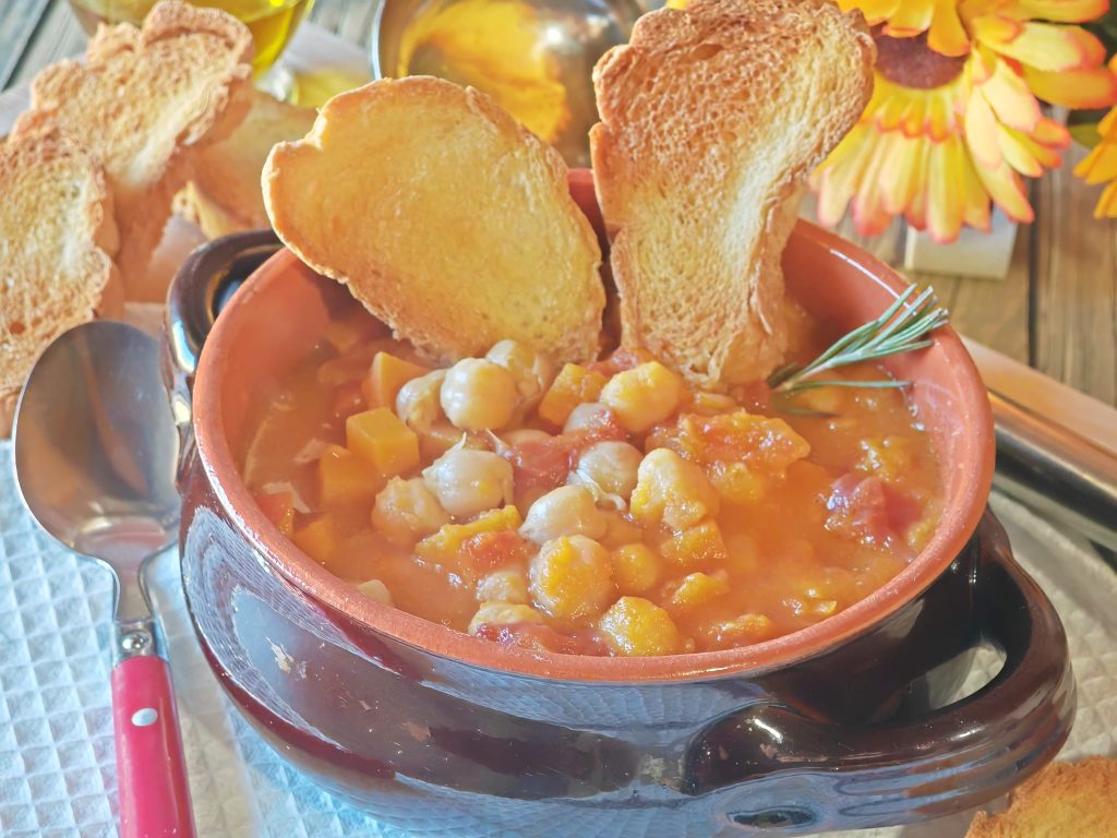 Kichererbsen-Kürbis-Suppe