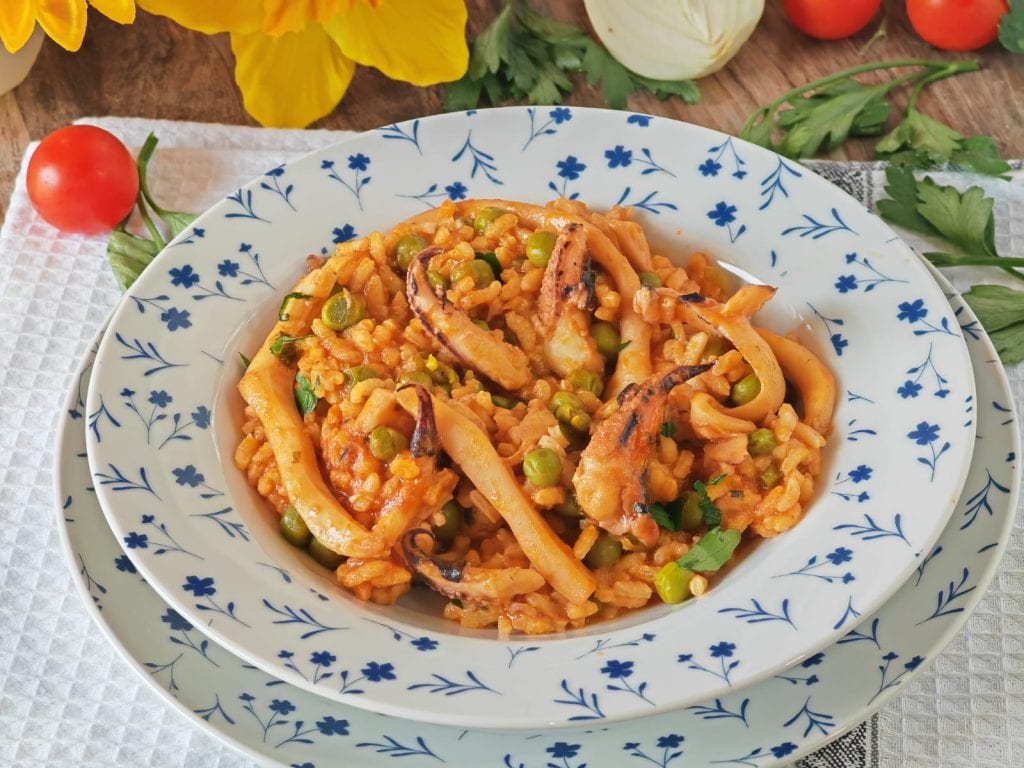 Risotto mit Tintenfisch und Erbsen