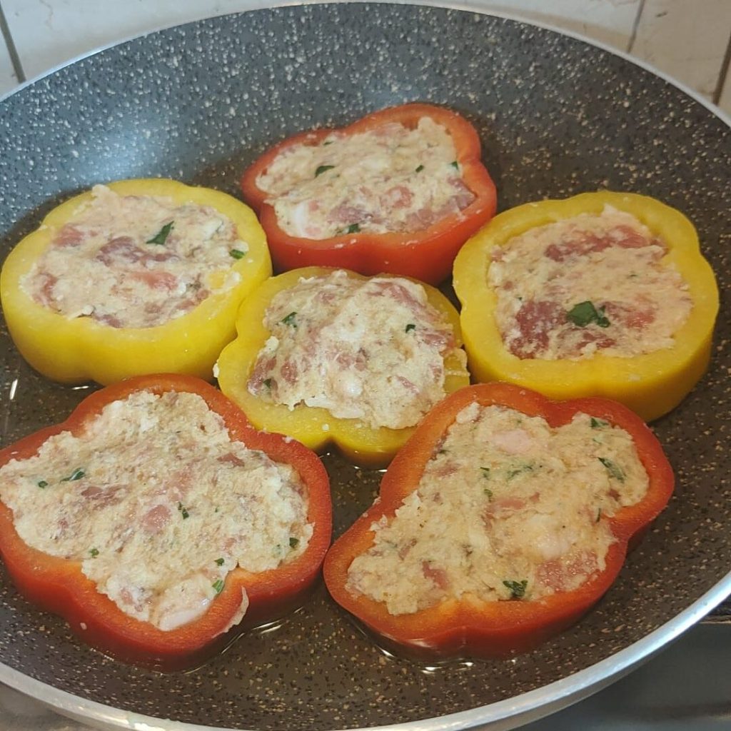 Gefüllte Paprika-Medaillons