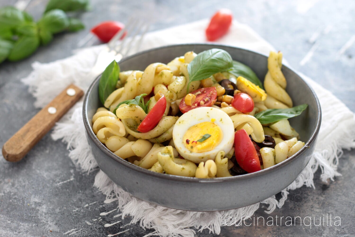 Nudelsalat mit Pesto