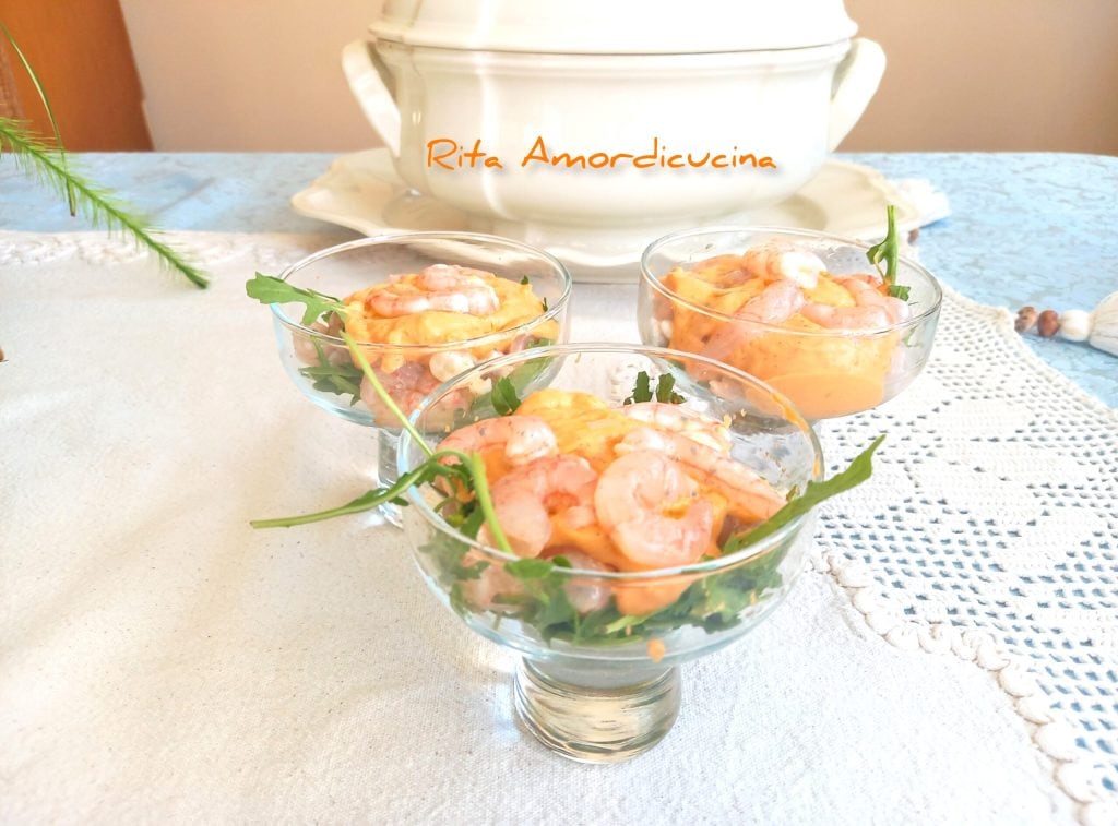 Wie man einen Garnelencocktail macht