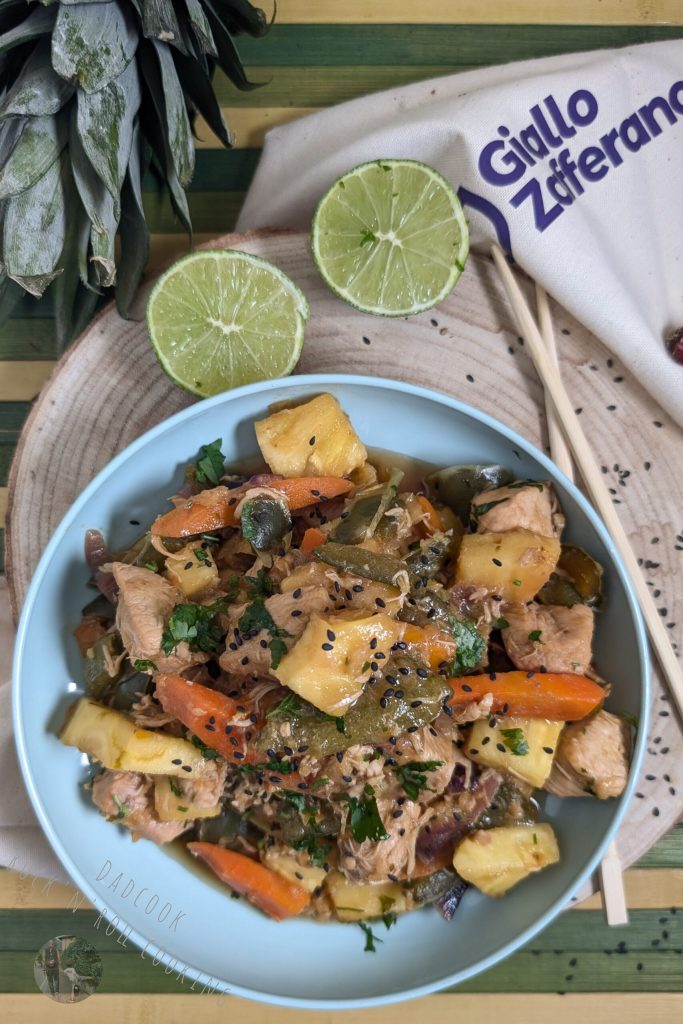 Hähnchen mit Ananas: ein gesundes, leckeres Gericht, perfekt für den Sommer!