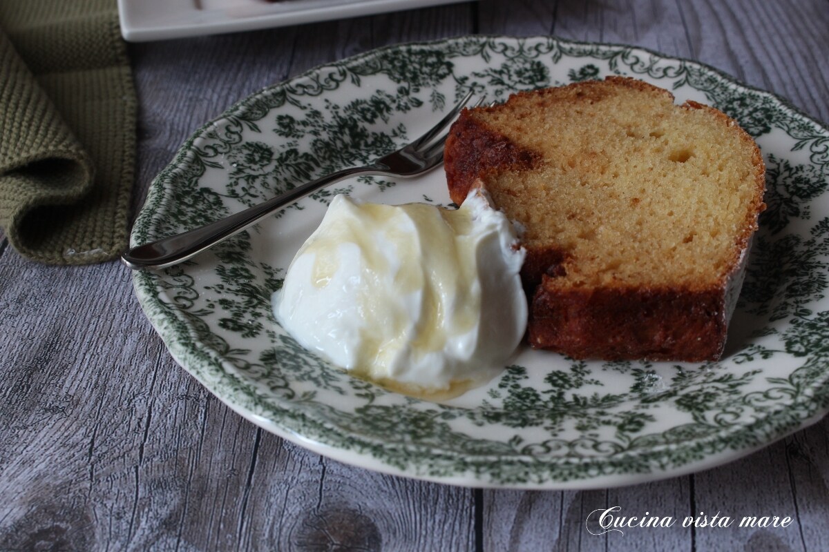 Joghurt- und Honigtorte