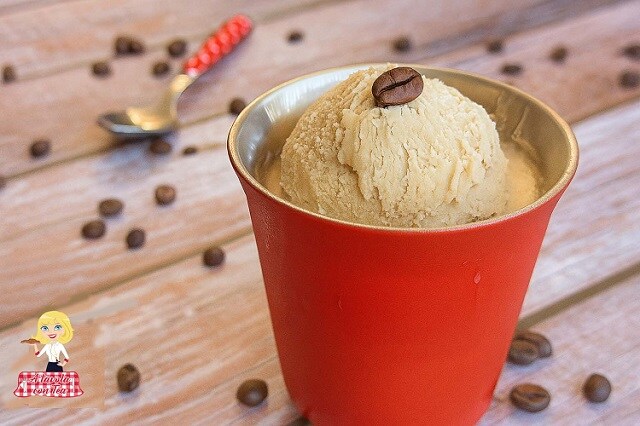 KAFFEE-EIS