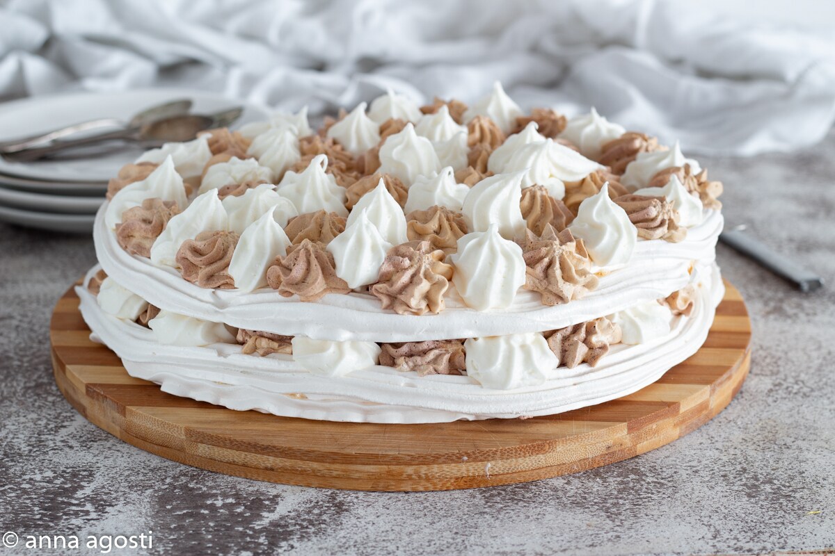 Kaffee-Baiser-Torte