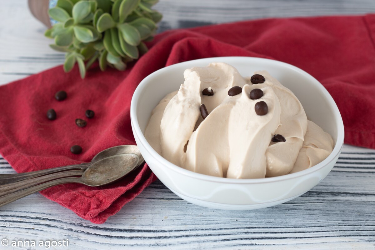 Kaffee- und Mascarpone-Creme