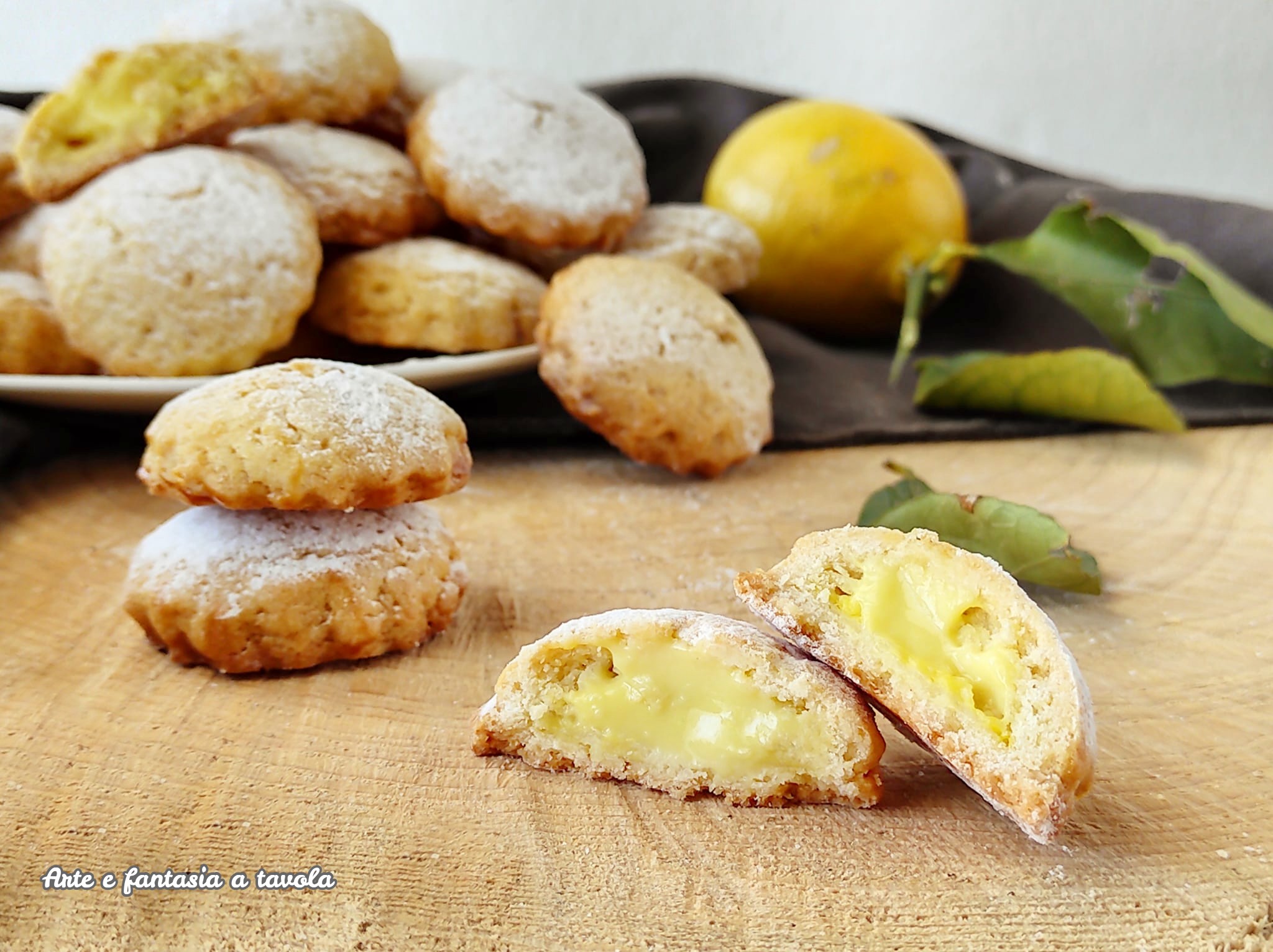 Kekse mit Zitronencreme