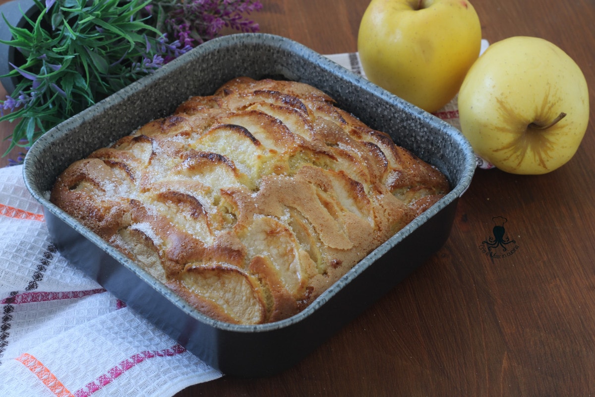 Maraschino Apfelkuchen ohne Butter, flaumig und duftend