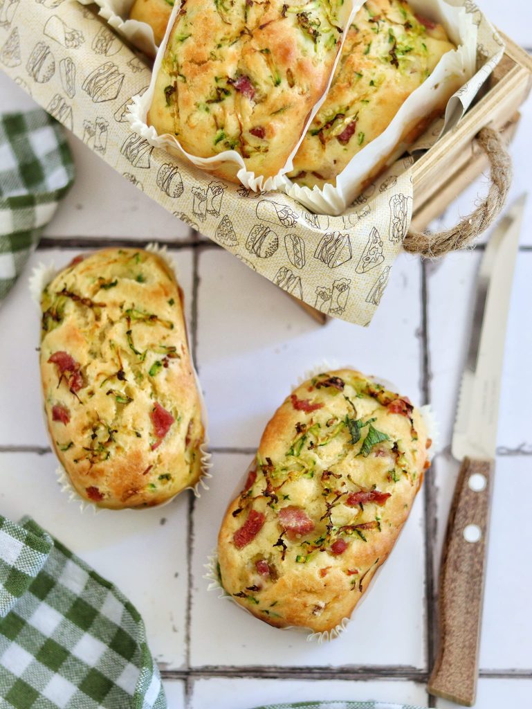 Mini salzige Plumcakes (mit Zucchini und Schinken)