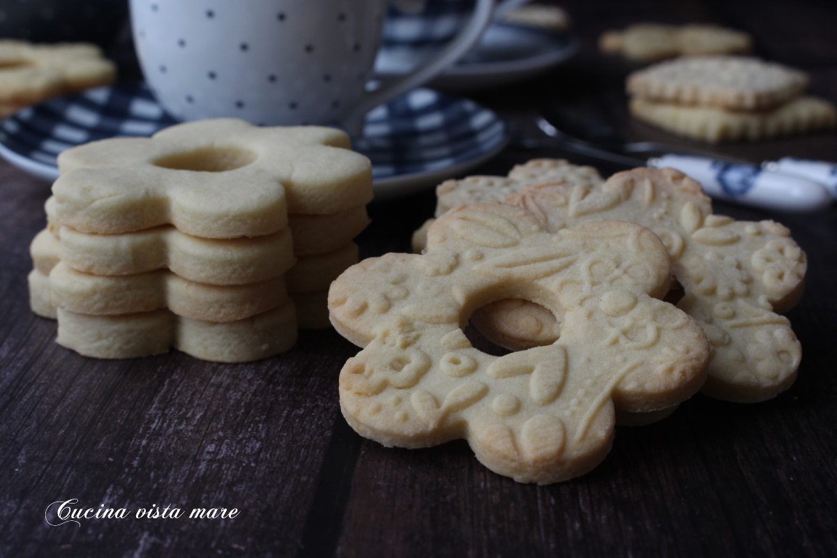 Mürbeteig-Mandelkekse