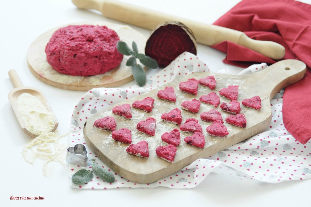 Herzformige Rote-Bete-Gnocchi